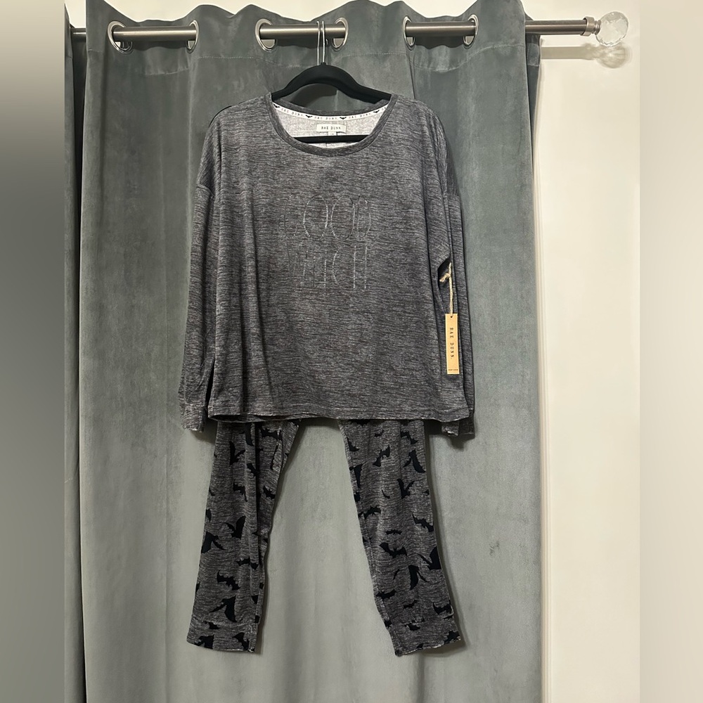 🎃 NWT Rae Dunn Halloween Pajama Set 👻